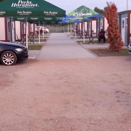 Hotel Glamtainer Court Curteni Esterno foto